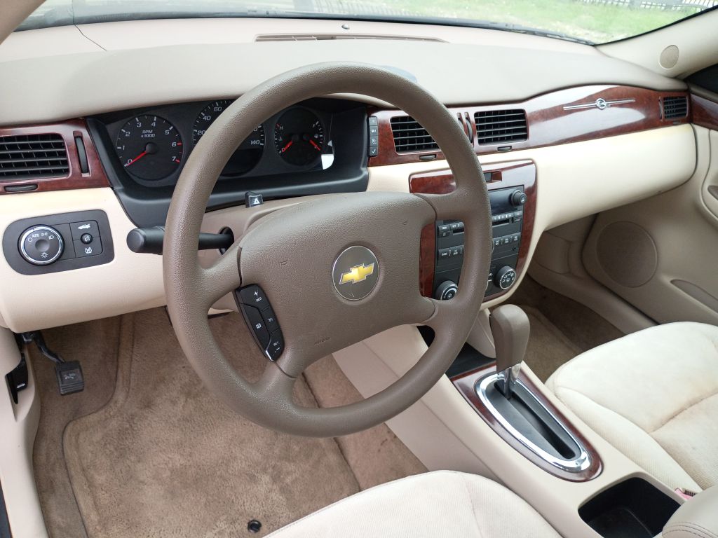 Photo 15 of this CHEVROLET IMPALA