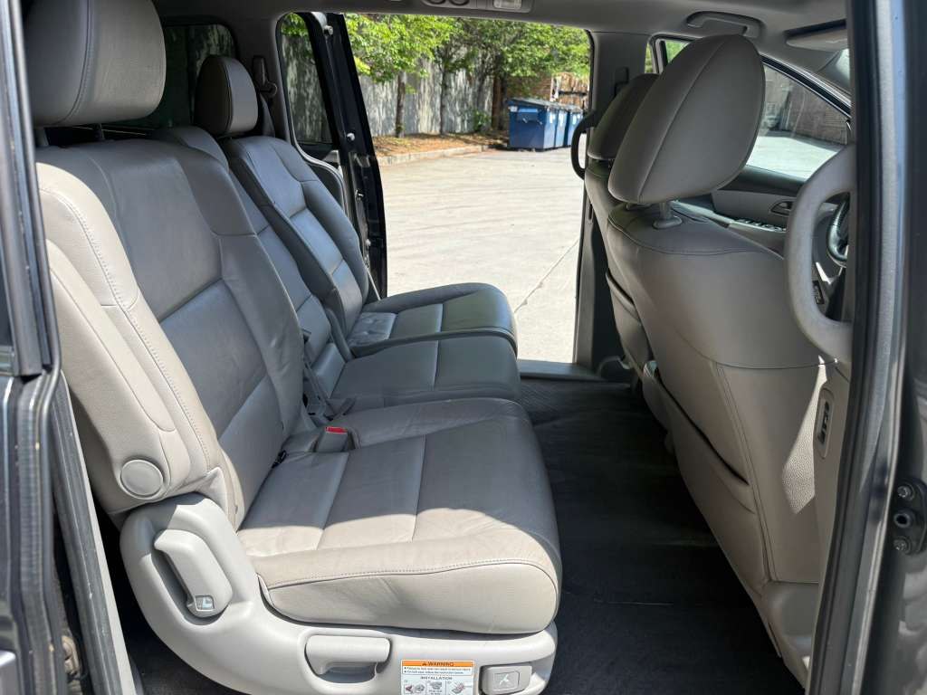 2012 Honda Odyssey #10