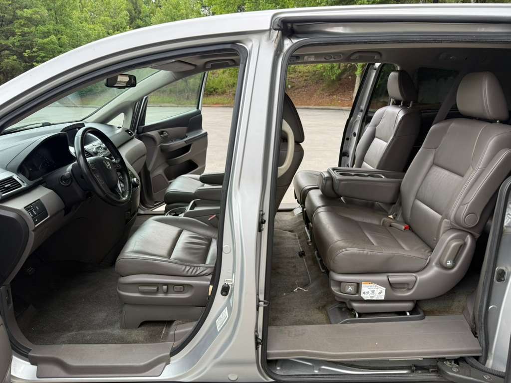 2013 Honda Odyssey #12