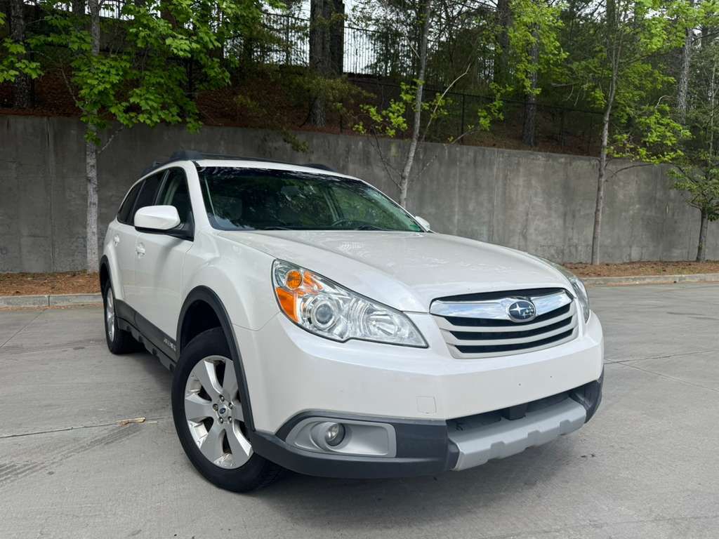 White 2011 Subaru Outback 2.5i Limited Wagon All-Wheel Drive Continuously Variable Transmission