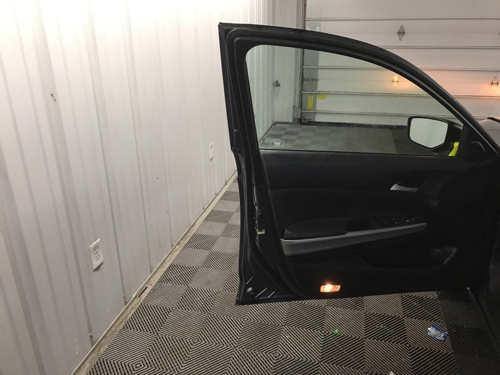 Photo 8 of this HONDA ACCORD