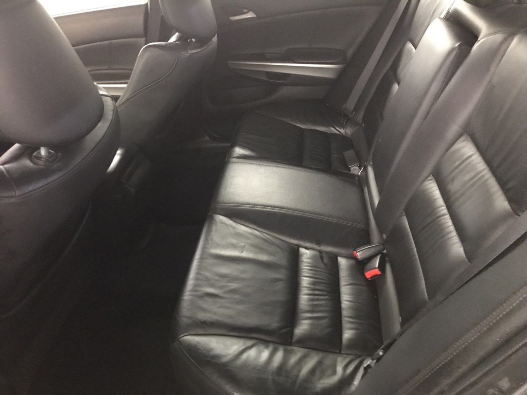 Photo 10 of this HONDA ACCORD