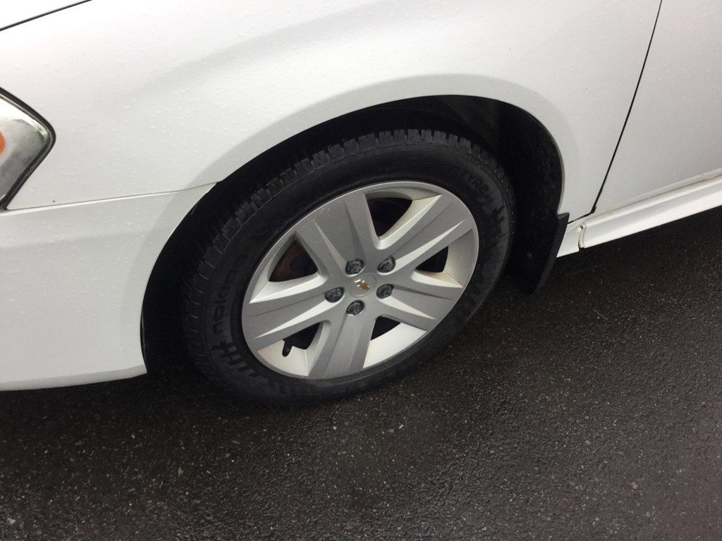Photo 14 of this CHEVROLET IMPALA