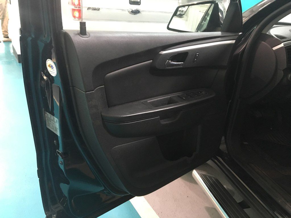 CHEVROLET TRAVERSE 2010 CHEVROLET TRAVERSE 1GNLRFED1AJ268382