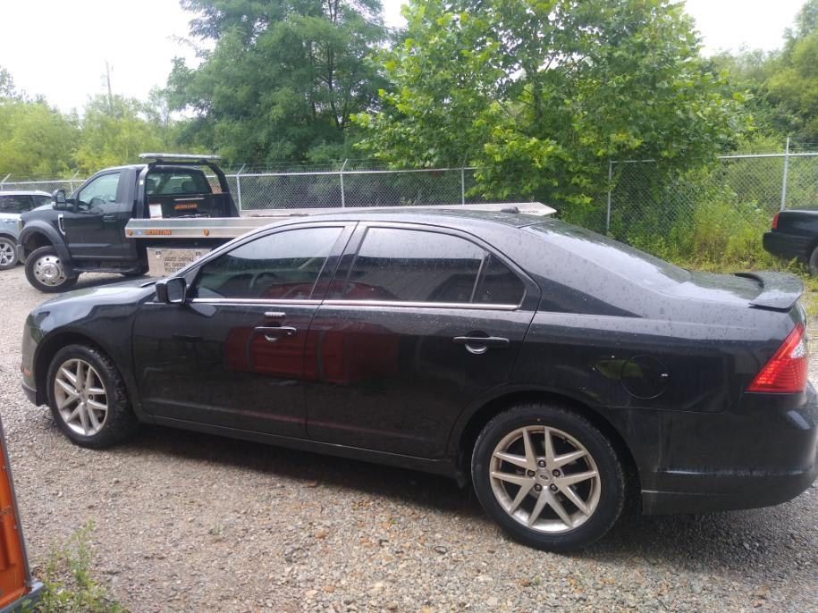 Photo 3 of this FORD SOLD TO BENNIE FUSION