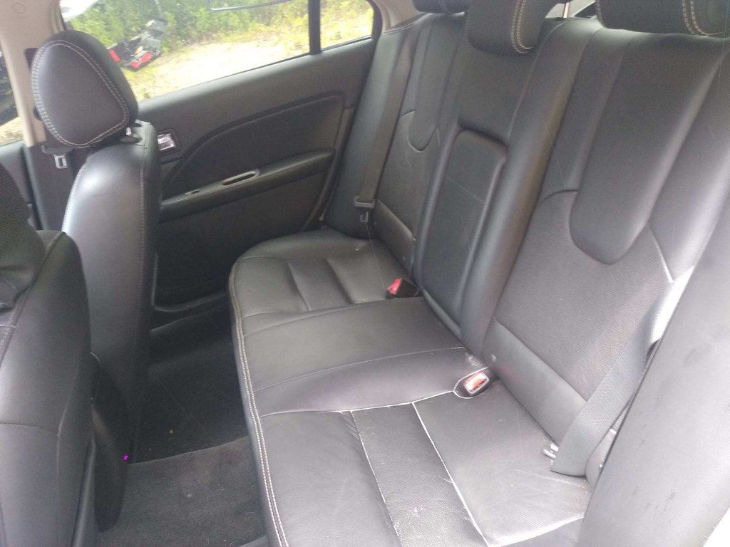 Photo 4 of this FORD SOLD TO BENNIE FUSION