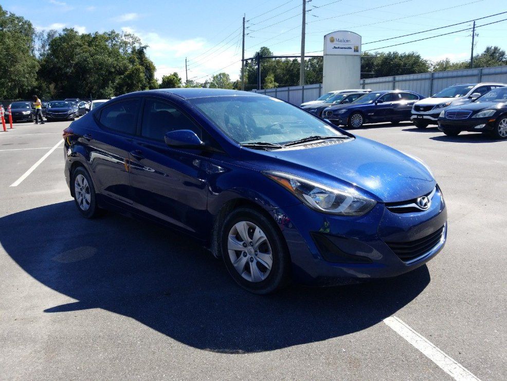 HYUNDAI ELANTRA 2016 HYUNDAI ELANTRA 5NPDH4AE5GH768131