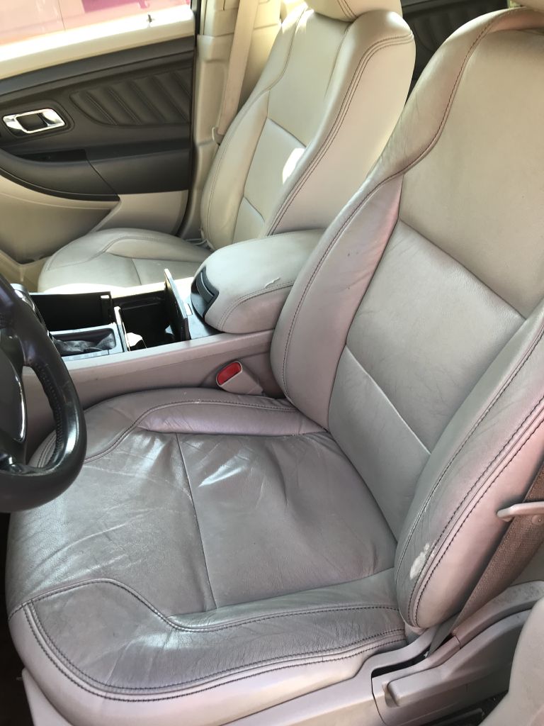 Photo 7 of this FORD TAURUS