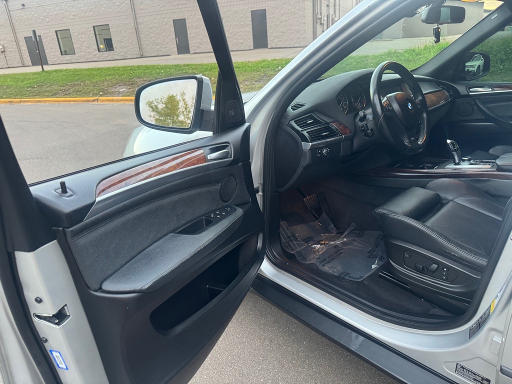Photo 7 of this BMW X5