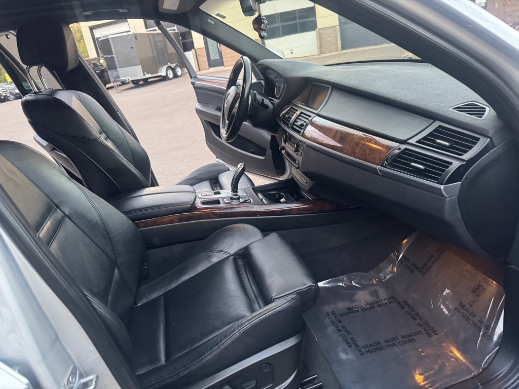 Photo 9 of this BMW X5