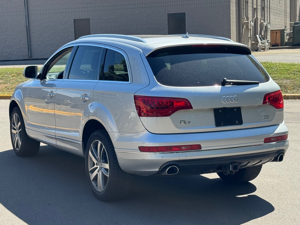 Photo 8 of this AUDI Q7