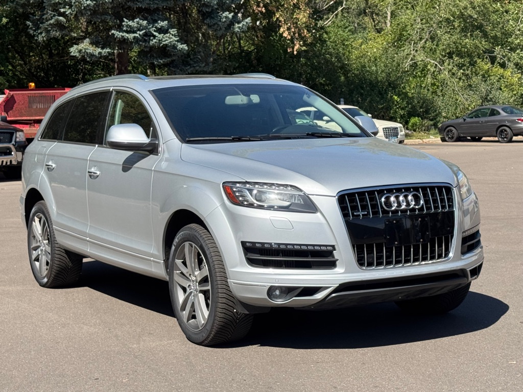 Photo 2 of this AUDI Q7