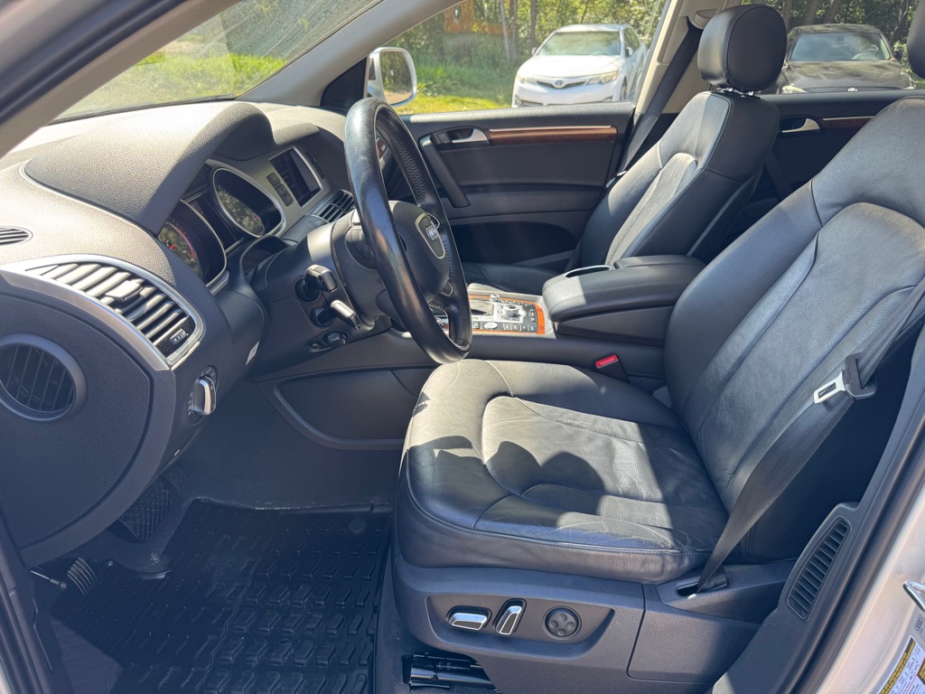 Photo 15 of this AUDI Q7