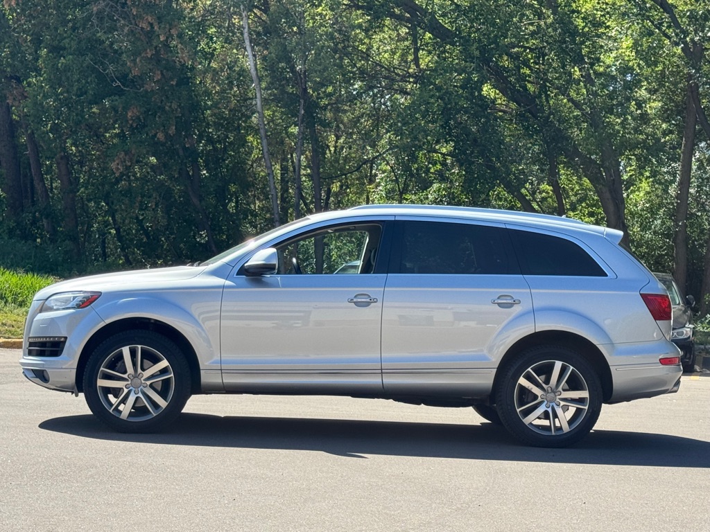 Photo 9 of this AUDI Q7