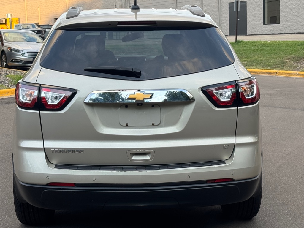 Photo 7 of this CHEVROLET TRAVERSE