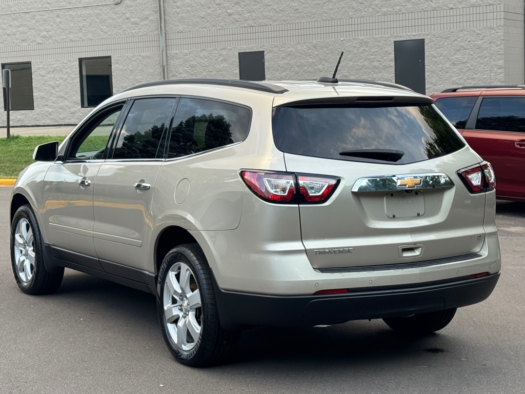 Photo 14 of this CHEVROLET TRAVERSE