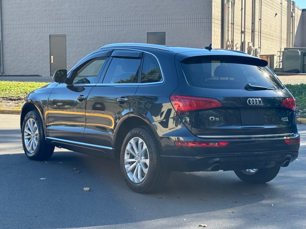 Photo 14 of this AUDI Q5