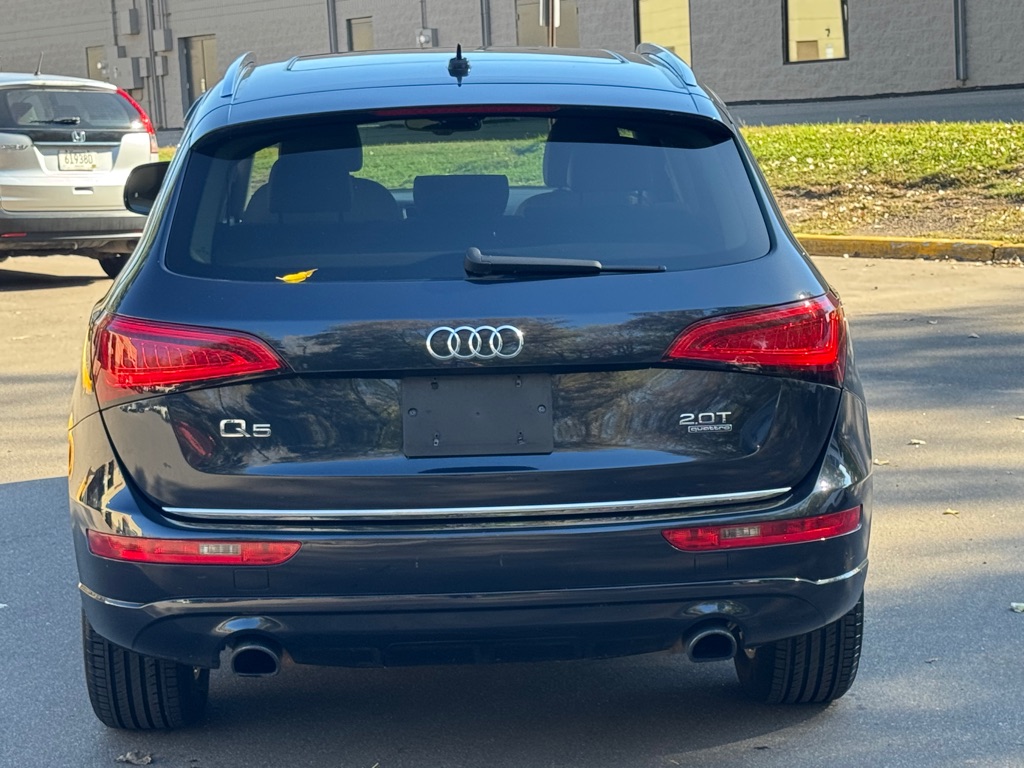 Photo 5 of this AUDI Q5