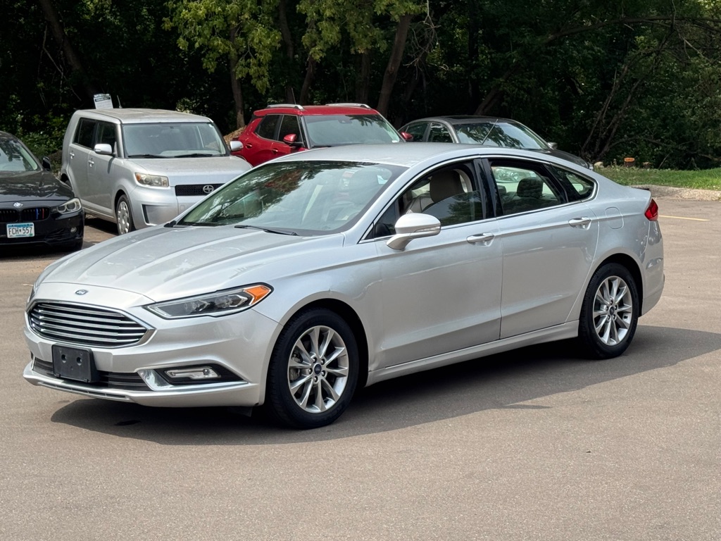 Photo 9 of this FORD FUSION
