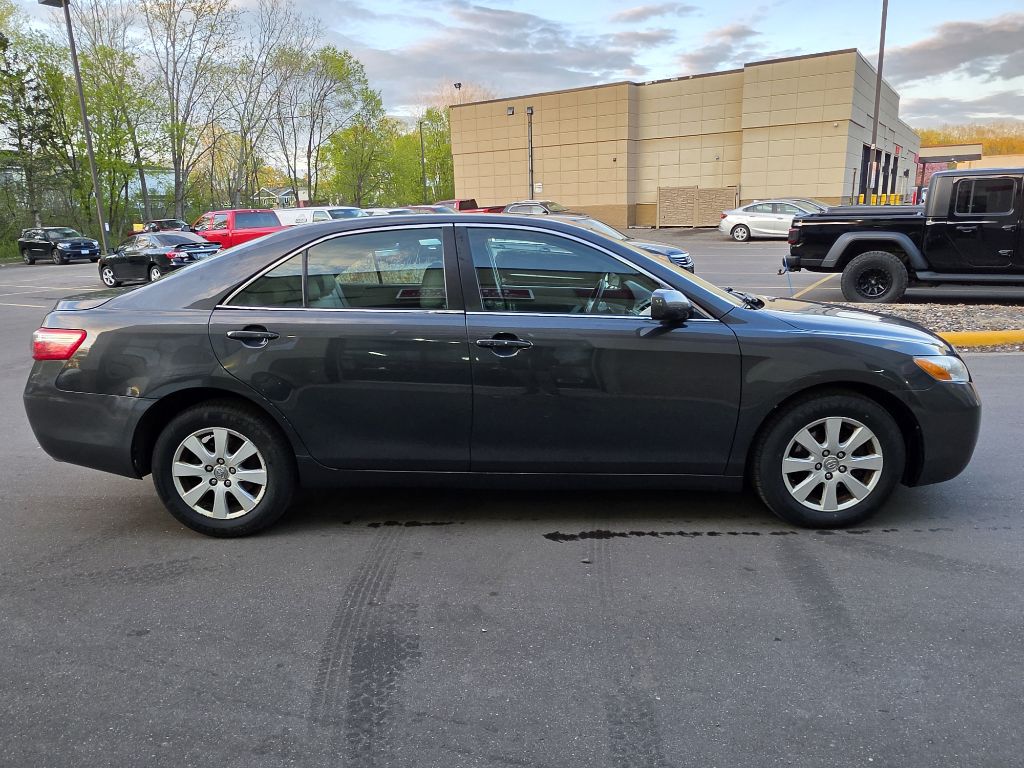 Photo 8 of this TOYOTA CAMRY XLE
