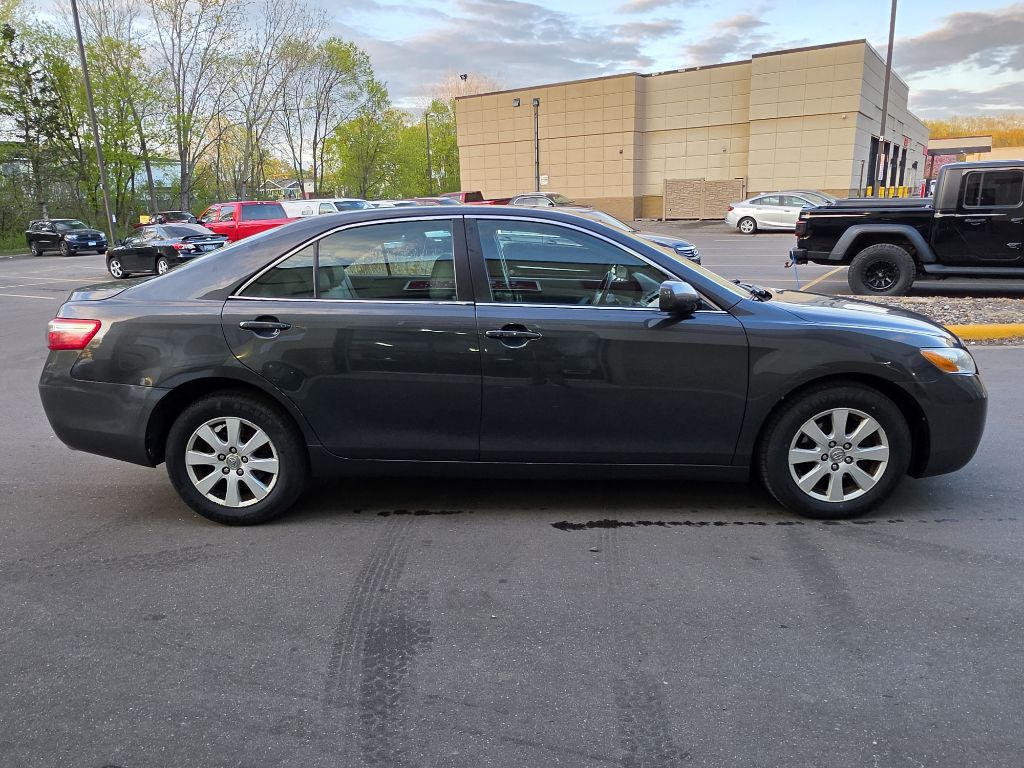 Photo 4 of this TOYOTA CAMRY XLE