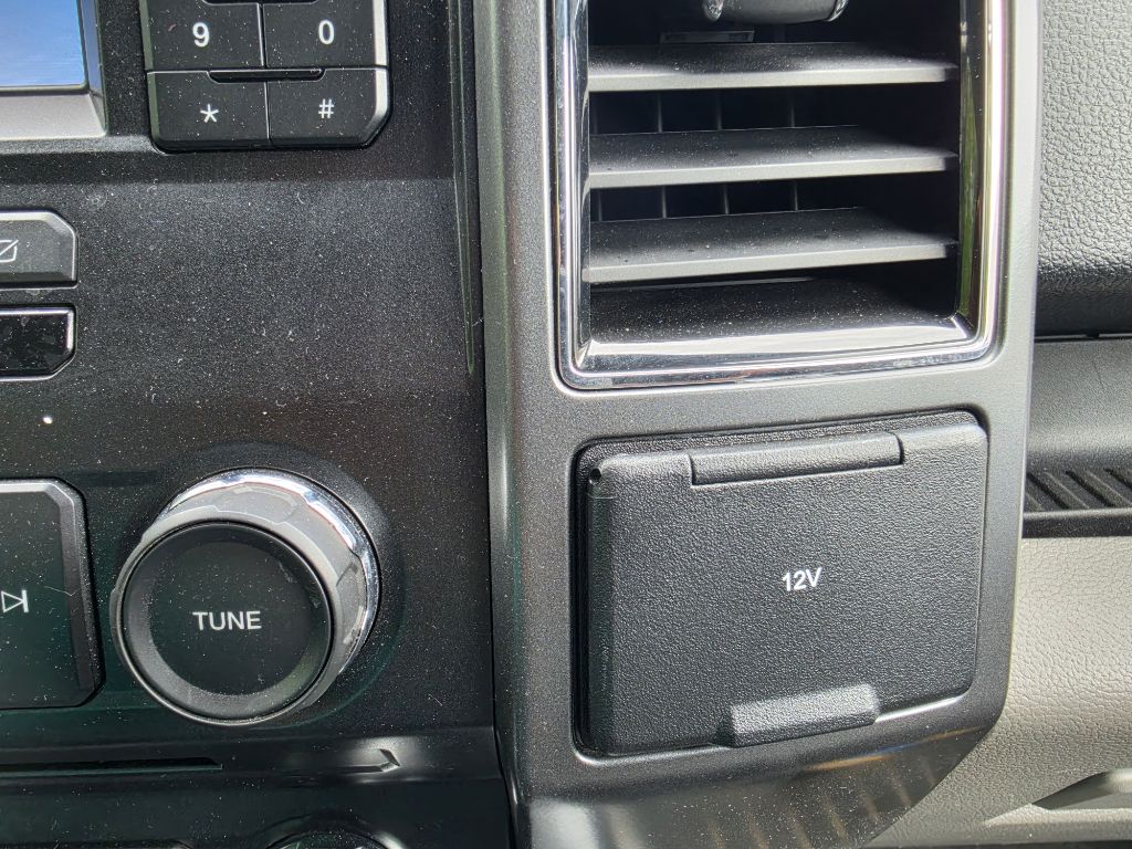 Photo 23 of this FORD F150
