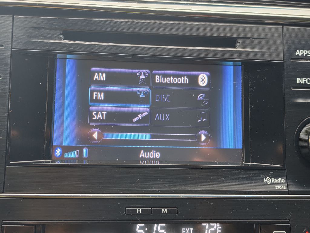 Photo 18 of this TOYOTA AVALON XLE TOUR