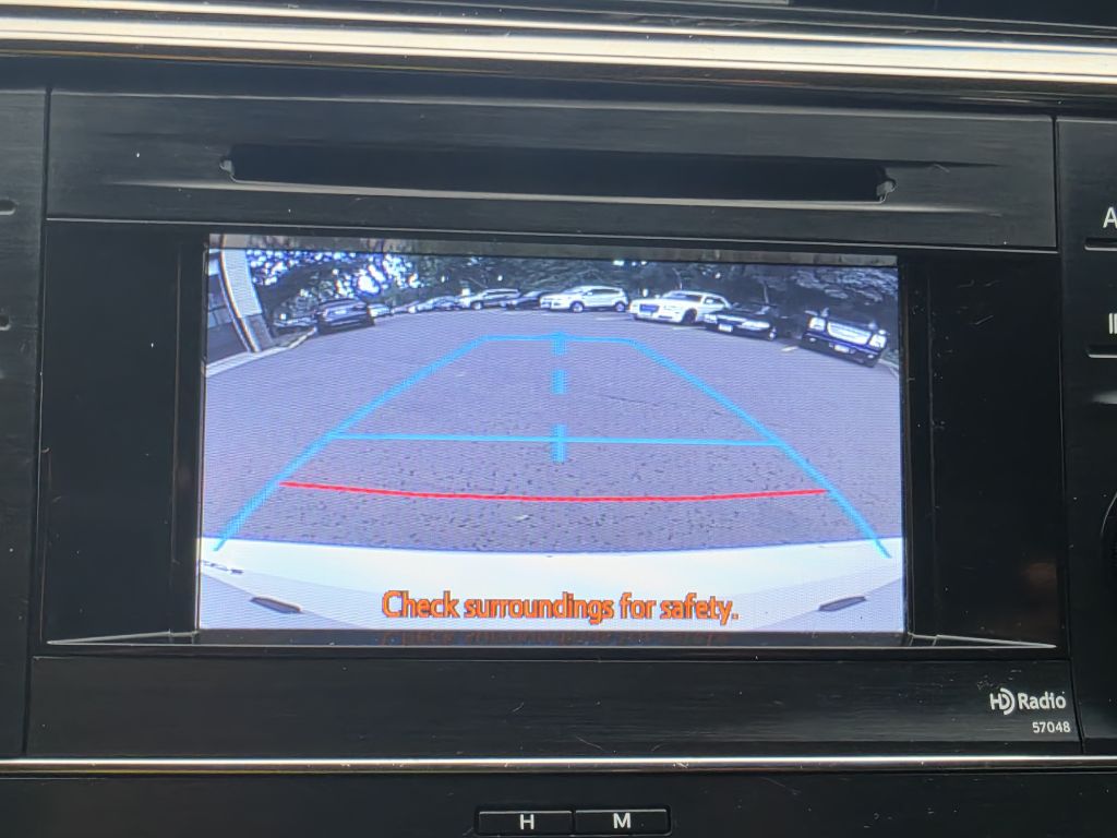 Photo 19 of this TOYOTA AVALON XLE TOUR