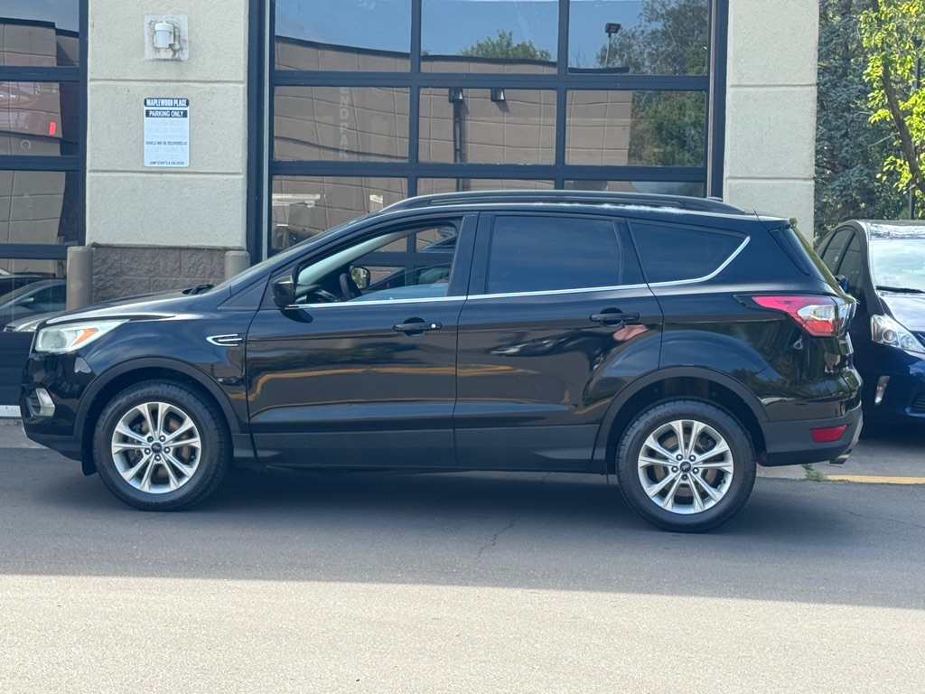 Photo 9 of this FORD ESCAPE