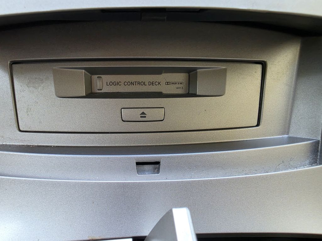 Photo 17 of this TOYOTA AVALON XL LIMIT