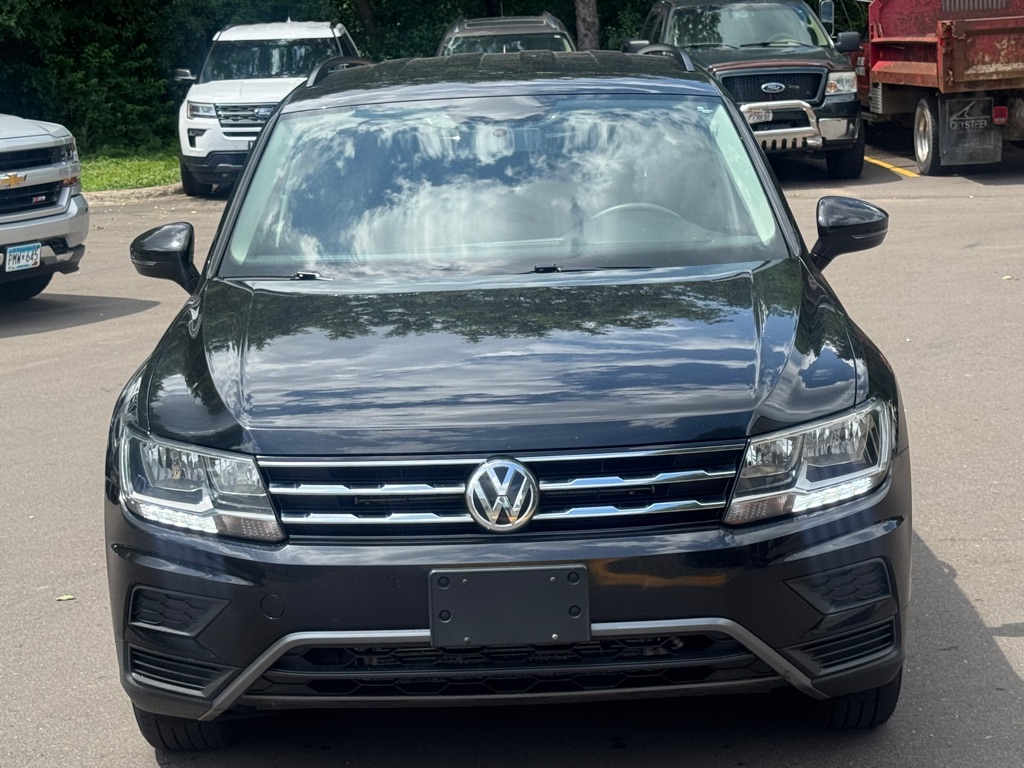Photo 4 of this VOLKSWAGEN TIGUAN