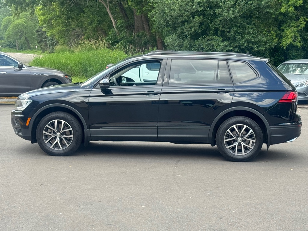 Photo 12 of this VOLKSWAGEN TIGUAN
