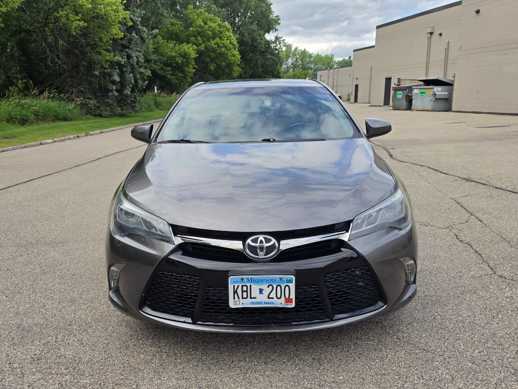 Photo 4 of this TOYOTA CAMRY XSE
