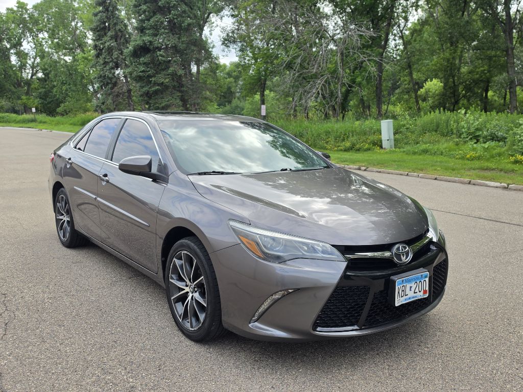 2017 TOYOTA CAMRY XSE