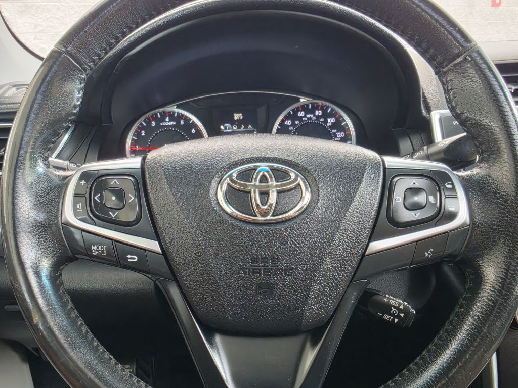 Photo 30 of this TOYOTA CAMRY XSE