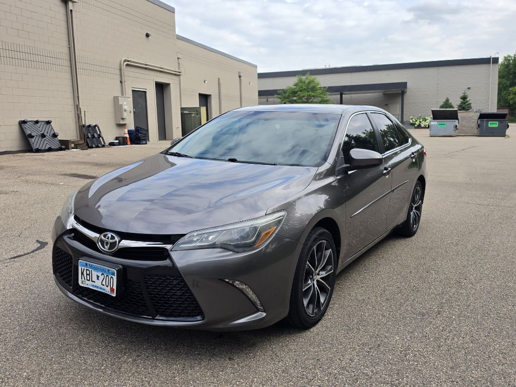 Photo 6 of this TOYOTA CAMRY XSE