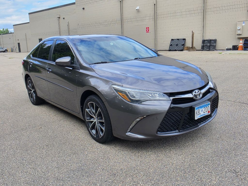 Photo 3 of this TOYOTA CAMRY XSE