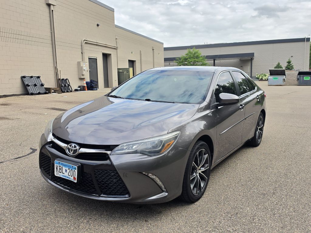 Photo 8 of this TOYOTA CAMRY XSE