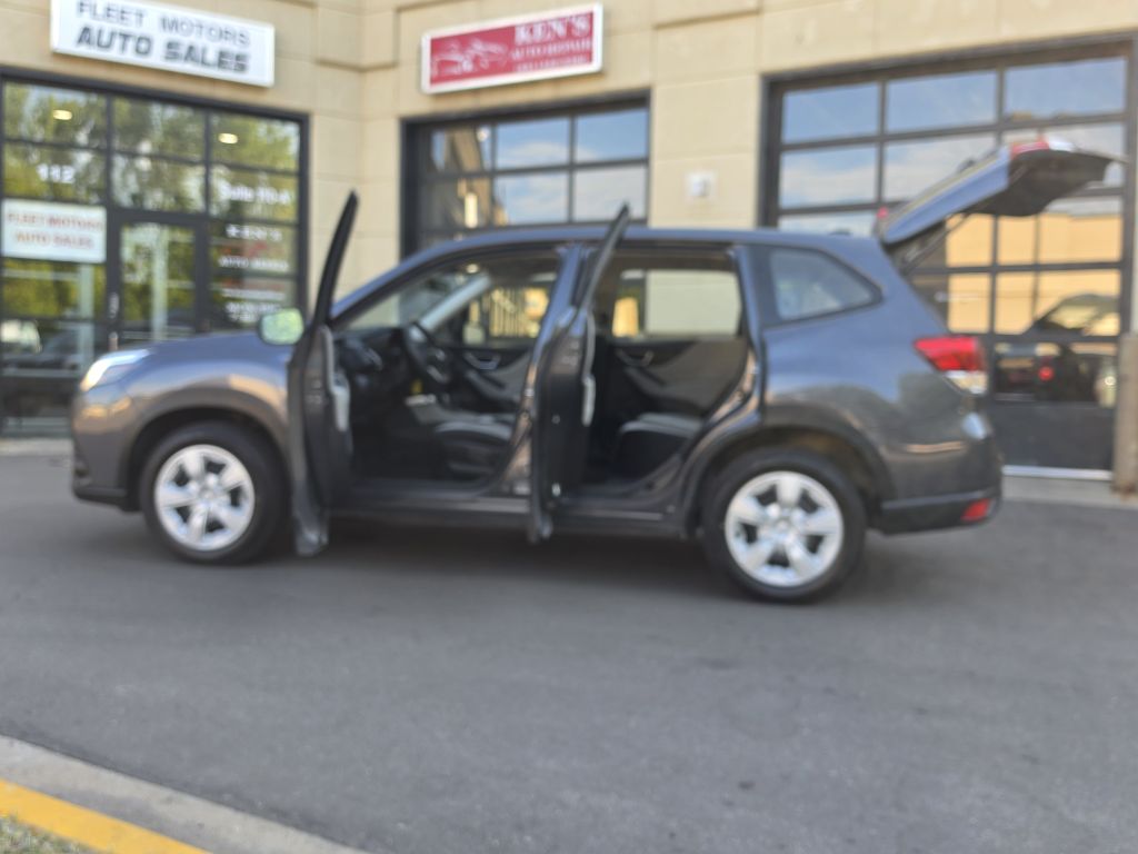 Photo 10 of this SUBARU FORESTER