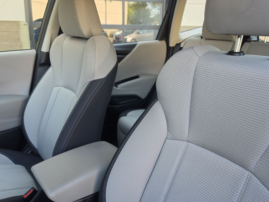 Photo 16 of this SUBARU FORESTER