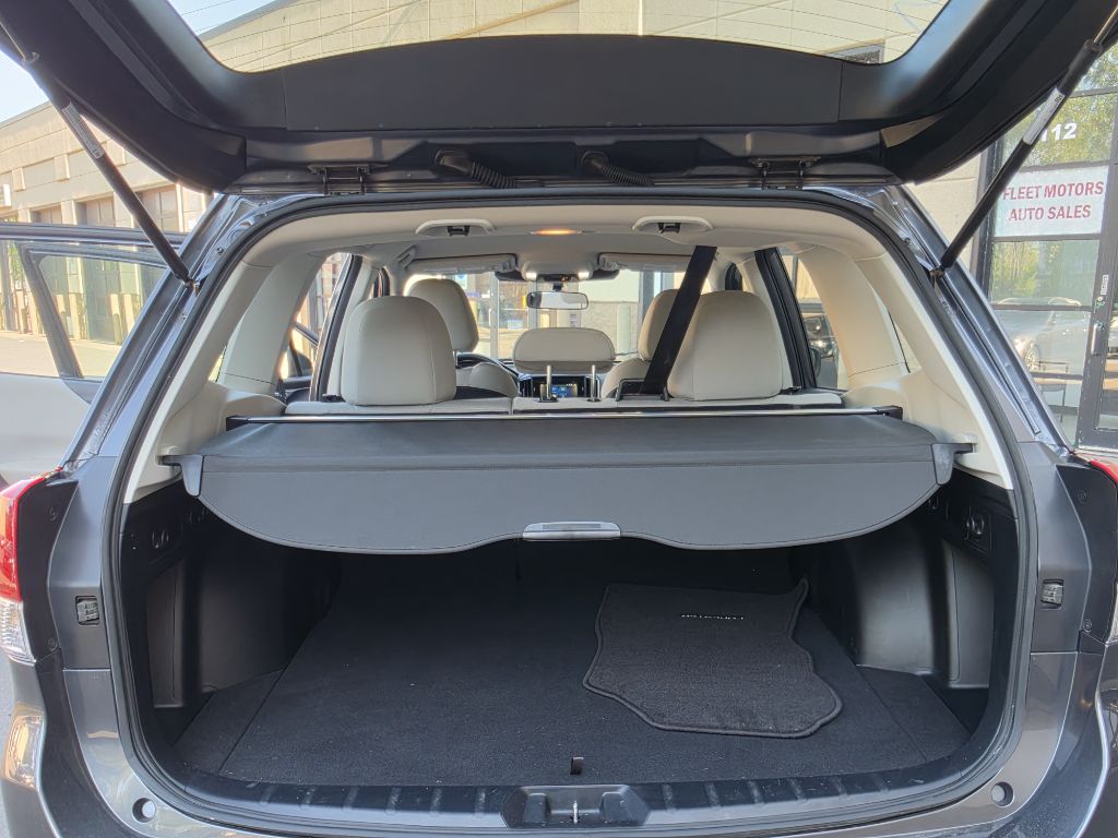 Photo 13 of this SUBARU FORESTER