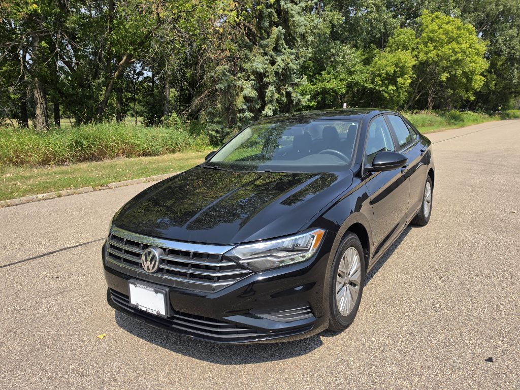 Photo 2 of this VOLKSWAGEN JETTA