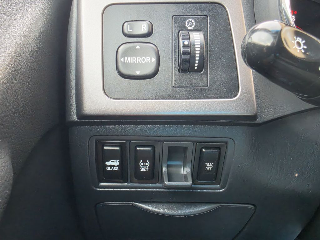 Photo 19 of this PONTIAC VIBE