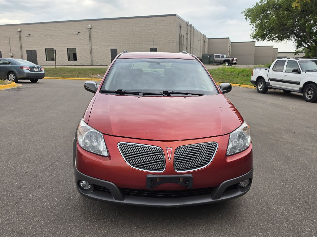 Photo 3 of this PONTIAC VIBE