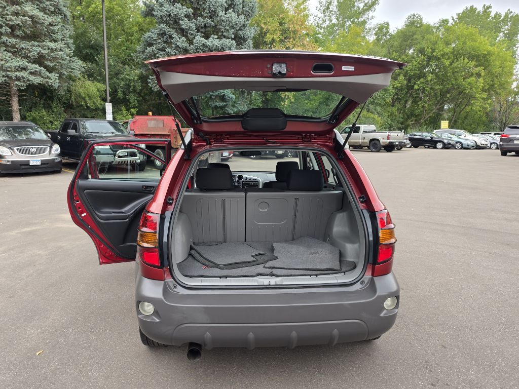 Photo 14 of this PONTIAC VIBE