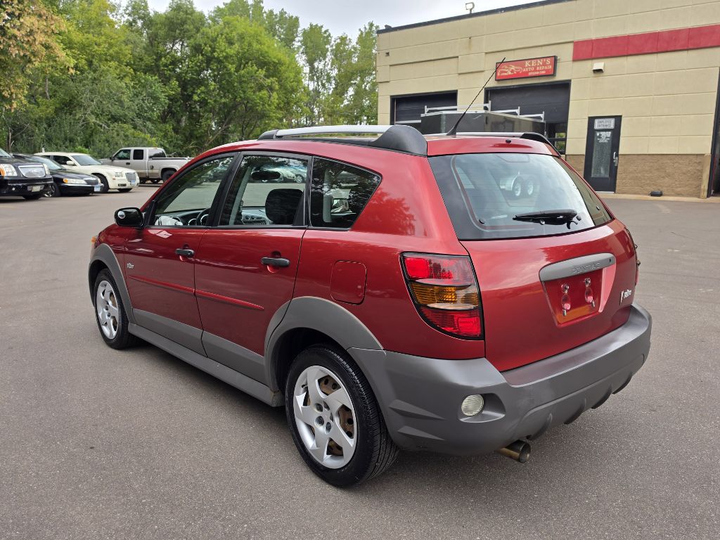Photo 10 of this PONTIAC VIBE
