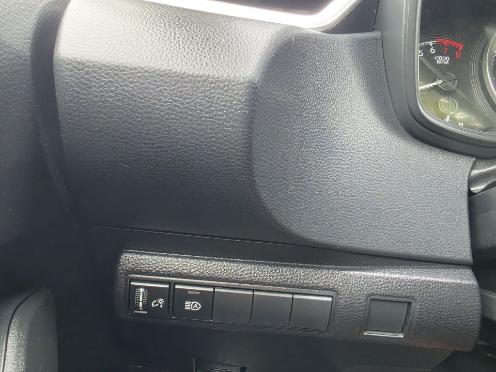 Photo 19 of this TOYOTA COROLLA