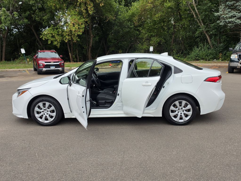 Photo 10 of this TOYOTA COROLLA