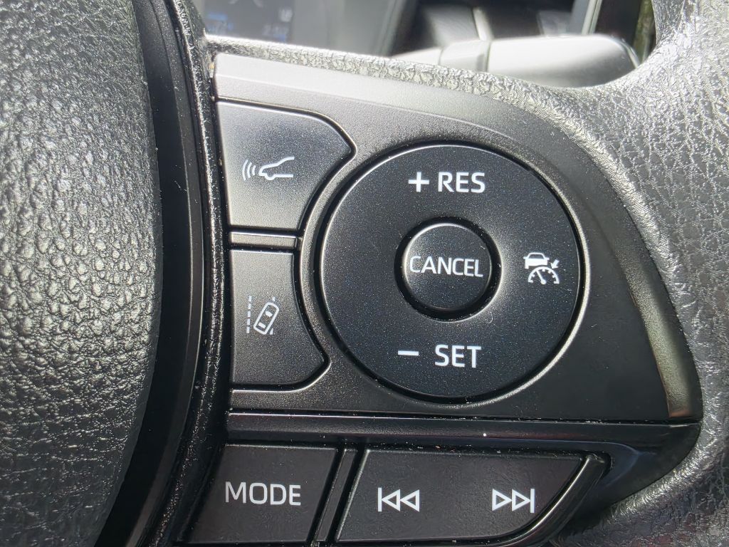 Photo 18 of this TOYOTA COROLLA