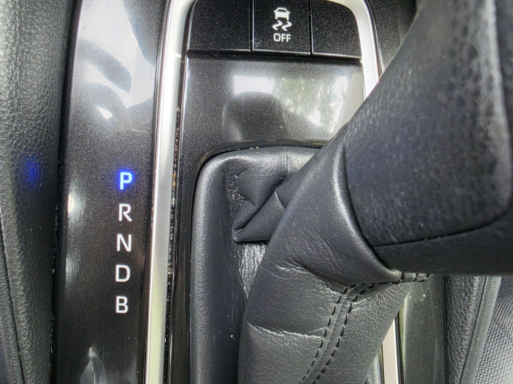 Photo 22 of this TOYOTA COROLLA